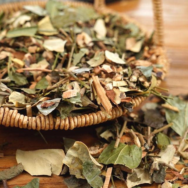 松阳不止有老村落，还有可以躺平、喝茶、吹风的老街