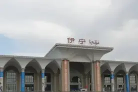 说说伊犁哈萨克自治州图片