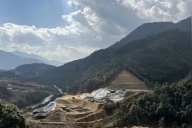 魏 华：美西方盯上了缅甸稀土开采图片