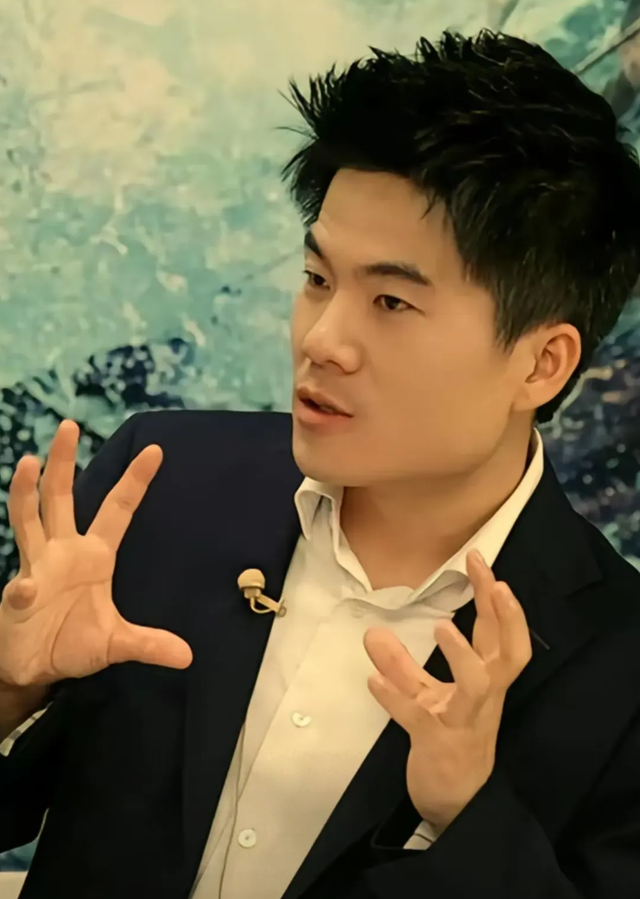 董董一句话道破为何董宇辉没有被同行嫉恨？
