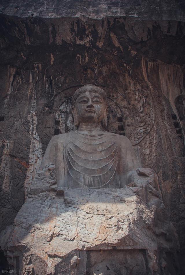 最近去了趟洛阳	，我说句不中听的：素质这块，钱真花对地方了！