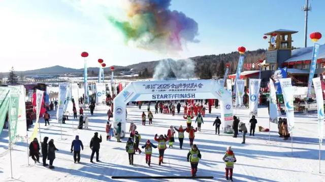 “冰超”·全国冬季徒步大会暨伊春冰雪森林穿越活动(五营站)启幕