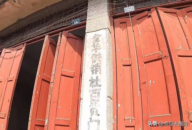 成都被冷落的古场镇，停留在70年前，附近美食诱人被严重低估！