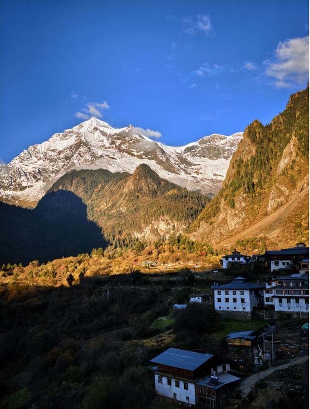 雨崩，一个让人语崩的地方（二）冰湖，上帝的最后一滴眼泪