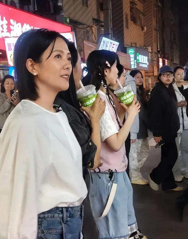 钱再多有什么用？被紧急送医院的汪涵老婆，给所有40岁女性提了醒