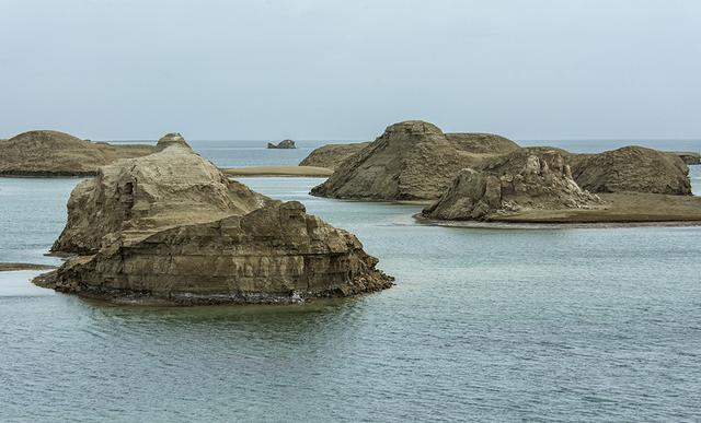 青海旅游-海西州-乌素特水上雅丹景区