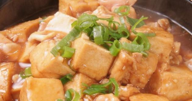 家常炖豆腐，不用大厨也能做出鲜嫩入味的家常好菜！