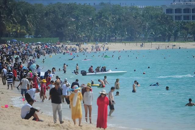 三亚变“俄罗斯后花园”？80%俄游客扎堆的真相是什么？