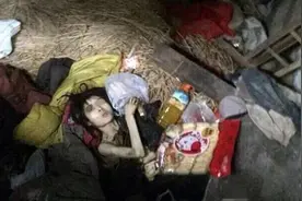 湖北24岁校花被囚禁黑屋5年，终日与蛇同住，幕后黑手曝光引众怒图片