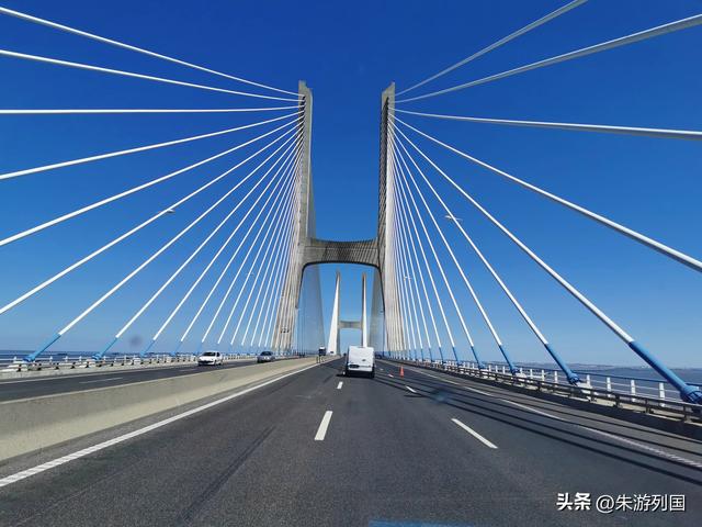 在里斯本消磨时光，当焦虑遇见葡式慢生活