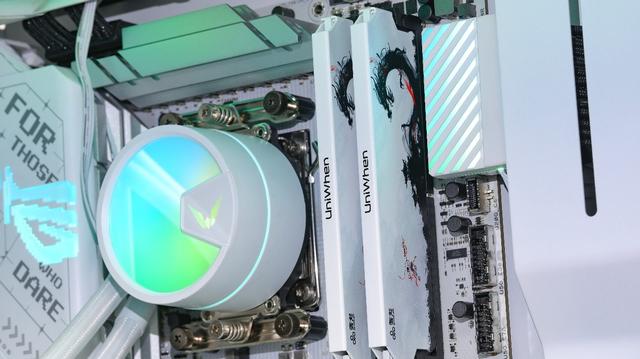 开箱评测丨开学新装备，绫龙DDR5 6000 CL36 32GB内存