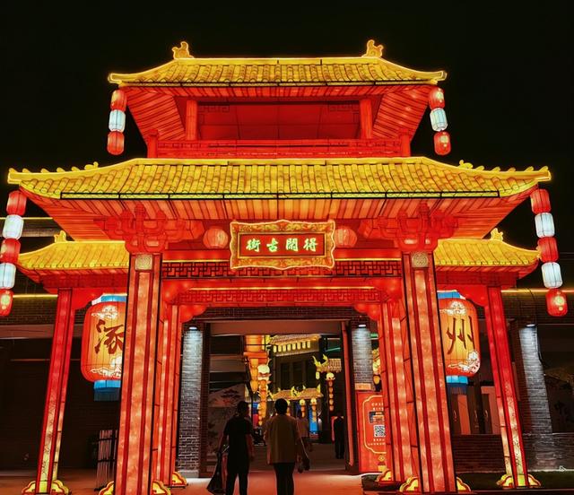 河北这小城火了，废弃厂房变网红地，公司排队入驻，就为一盏灯？