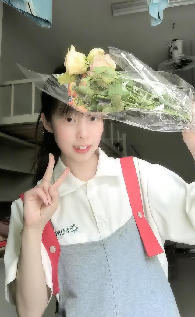 湖南23岁女孩姚艳兰去世，大学毕业当社工，昏迷前大喊：我想活着