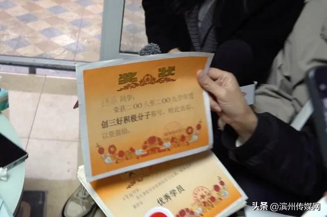 成都中院就“女子家门口遇害案”被告行为定性、精神病学鉴定等问题进行说明