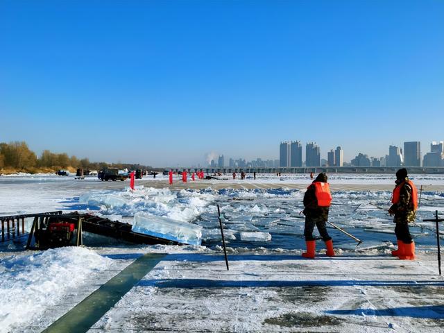 冰雪大世界的冰要“持证上岗”？