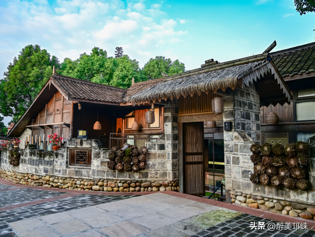 秋意浓时，住进一院芬芳里~