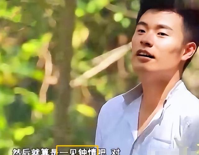 陈赫前妻不穿内衣大胆出镜，胸和肚子快一样平，那张脸倒是很美