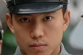 三大卫视开播！35集历史大剧来袭，国家一级演员作配，想不火都难图片