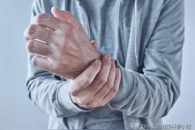 得了特发性震颤怎么办？科学服用4种药物，有效缓解肢体颤抖图片