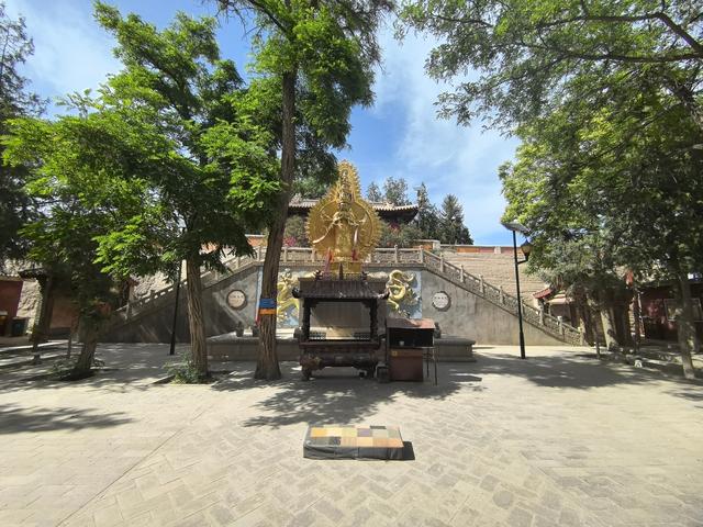 歪打误撞，驻车海藏寺停车场，进寺拜佛，原来暗藏千年灵均台