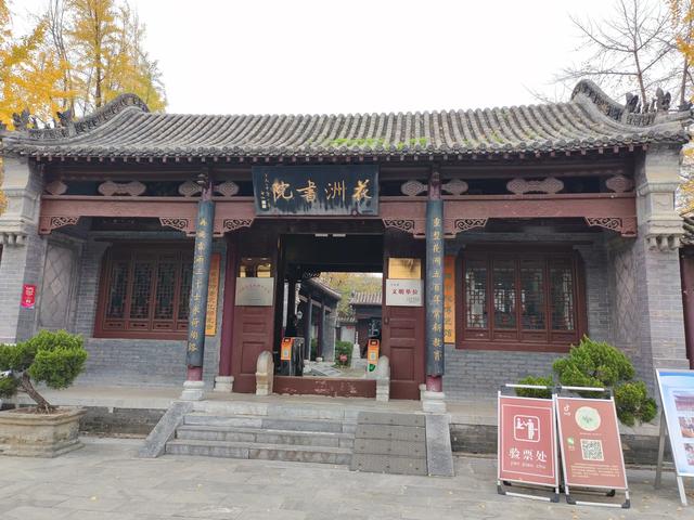 2025北京到海南行程第五天:离开河南进入湖北,雨中游览襄阳古城