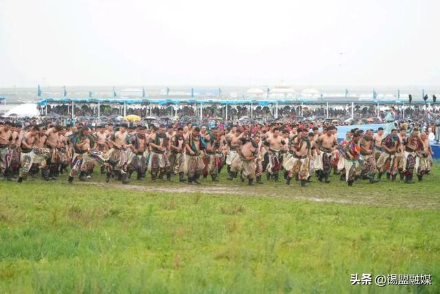 高清大图！直击内蒙古自治区第35届草原那达慕开幕式现场→