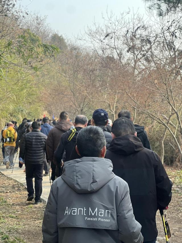 登高启新程 聚力护陶都——宜兴城管以赛事凝聚奋进力量