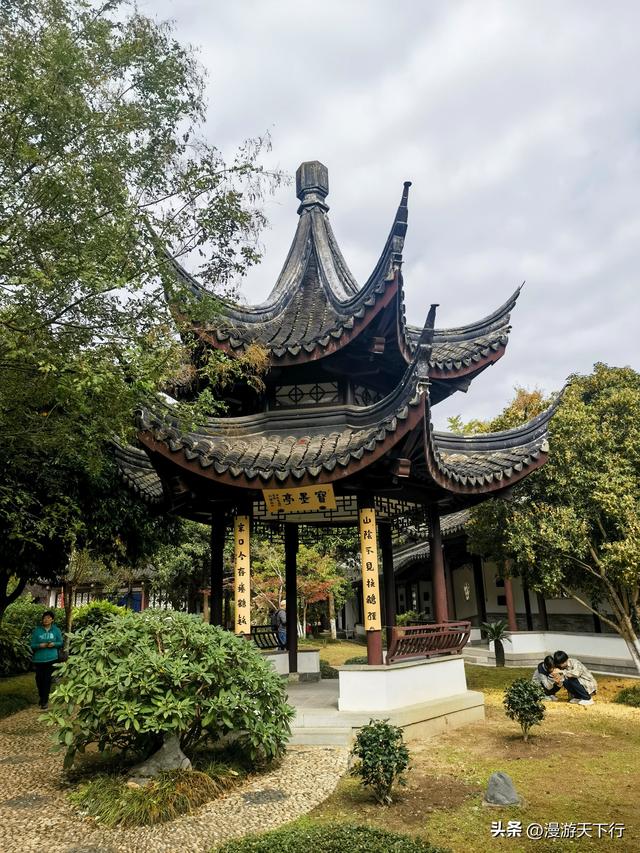 镇江三山一渡中，焦山是我的盘中菜，历史文化底蕴更为深厚