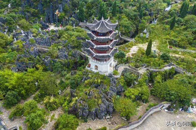 贵州安顺的境仙古城一点也不古，其实是一个实景拍摄基地