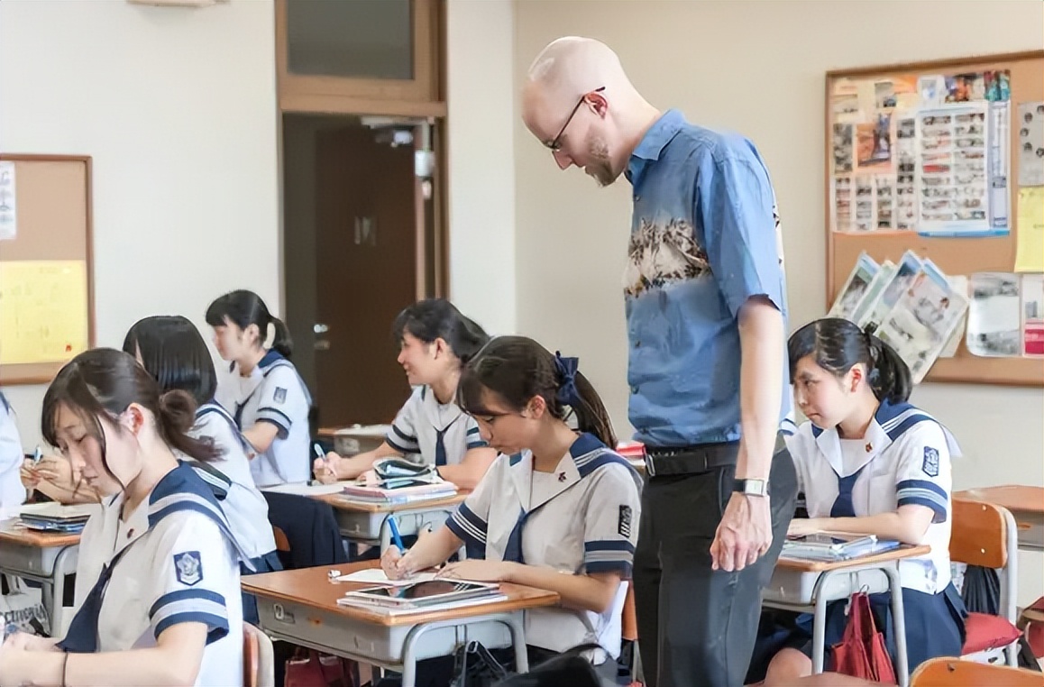 请输入图片描述 请输入图片描述