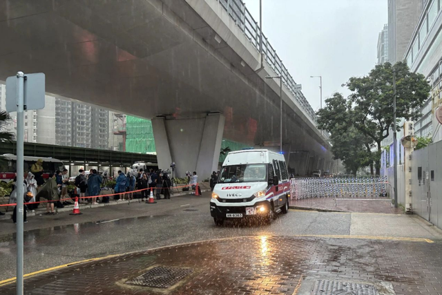 乱港头目黎智英拒戴心电图监测仪，终局之日再被推迟！关键问题靠“失忆”，还在幻想靠外部乱港势力“放生”