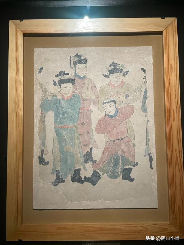 参观内蒙古博物院新馆