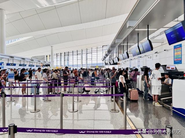 乌鲁木齐航空聚力暑运：安全护航，暖心相伴