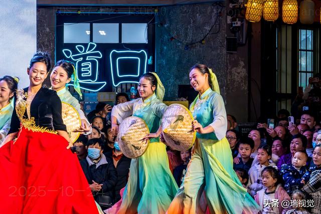 门票打折、公交免费！河南道口古镇“宠客模式”，秋冬出游正当时