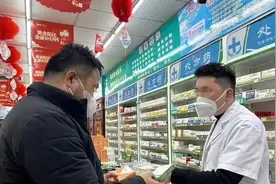 17年，58岁男子腹痛，查出胆囊结石，开腹手术中，主任傻眼图片