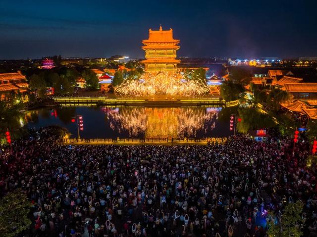 台儿庄古城夜生活 | 穿越古今的梦幻之约!