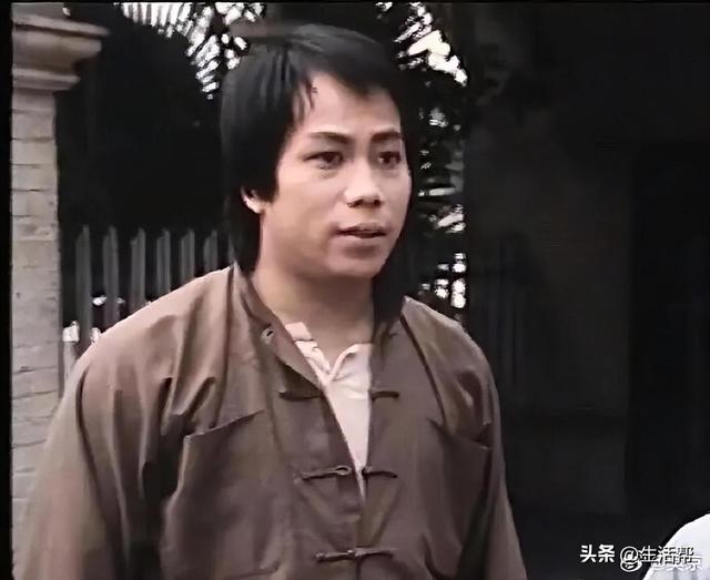 梁小龙死因公开：因心脏衰竭离世；家属澄清其年龄误解：实际出生于1951年8月9日	，享年75岁