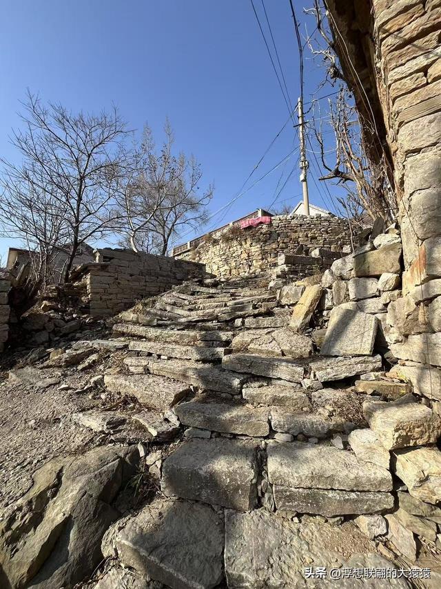 石斑鸠村，一座大山深处有着古老历史和众多红色革命故事的小山村