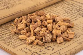 化痰我不用二陈汤，这味中药，专清肺里的老痰、粘痰，脾胃也好了图片