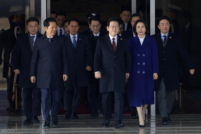 关键时刻，韩国突然公开选边站队，一个决定令美	、日破防?