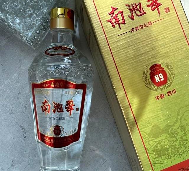 白酒能放多久？放20年还能喝？提醒大家：有3种酒时间越久越值钱