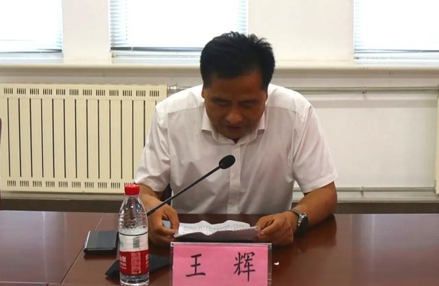 张建鲁藏书捐赠暨市作协嘉祥县职业中专创作基地揭牌仪式举行