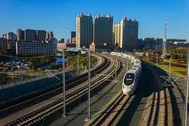 2024未迎基建狂潮：中铁、中建、中交工人何去何从？图片