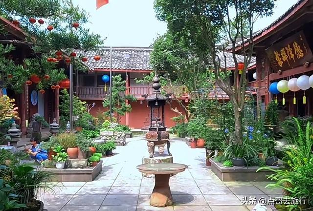 成都邛崃低调的花园寺庙，充满人间烟火，高铁公交直达！
