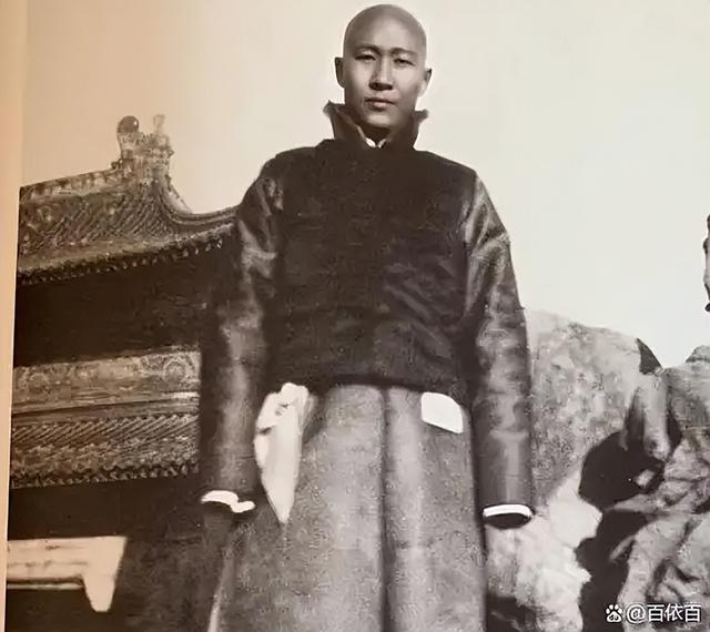 晚清太监尹春如，给齐白石看大门22年，没有工钱，每月就给几幅画