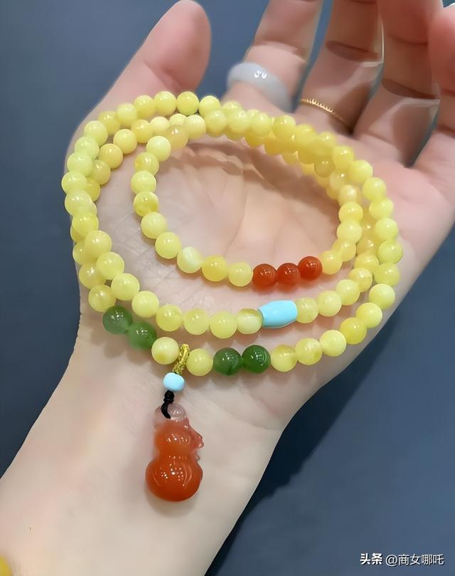 这样搭配,绿松石也能高级又日常!