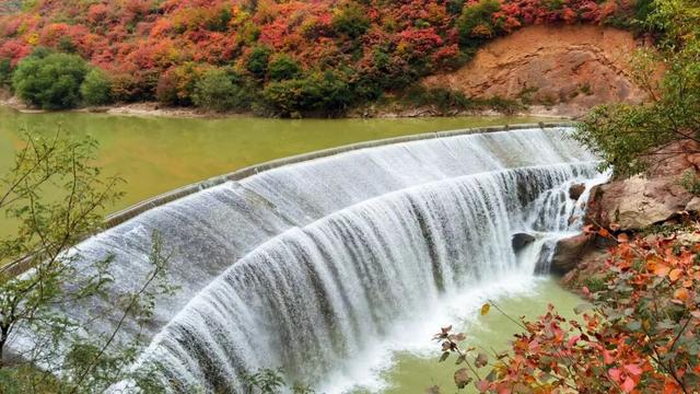 秋日限定 | 两当：把秦岭秋韵装进红叶里