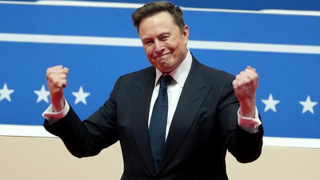 最疯薪酬方案通过！特斯拉股东批准马斯克万亿薪酬方案，他值吗