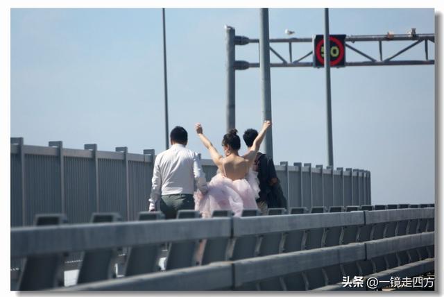 全长6800米的大连星海湾大桥气势恢宏