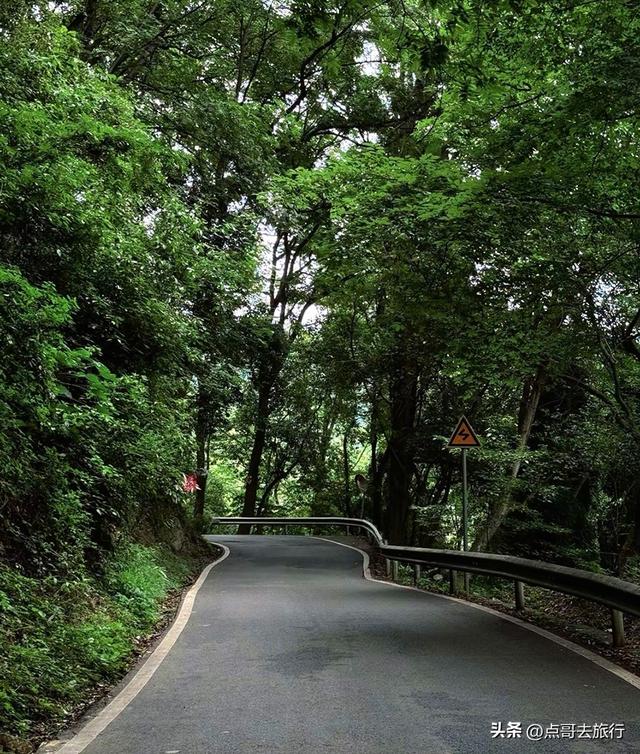 成都都江堰钻石徒步线路，都不要门票，360度观景台，让人惊叹！